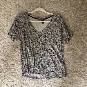 VS shirt